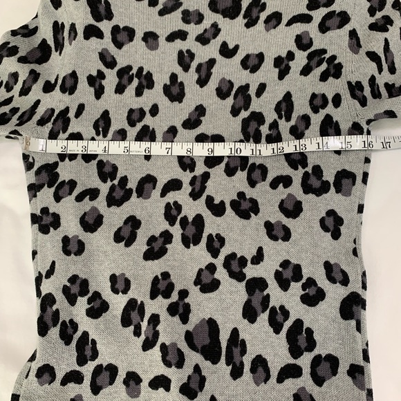 Victoria’s Secret PINK Leopard Cardigan - Picture 5 of 8